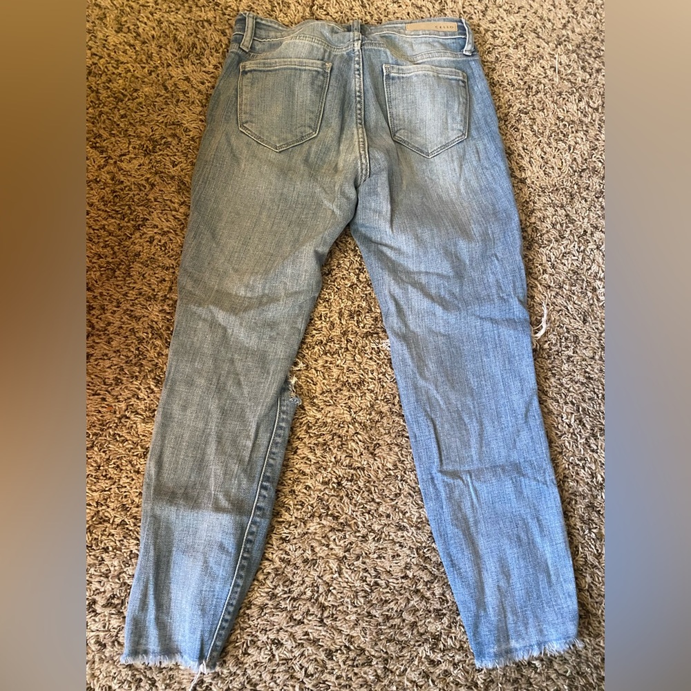 Jeans - Picture 2 of 2
